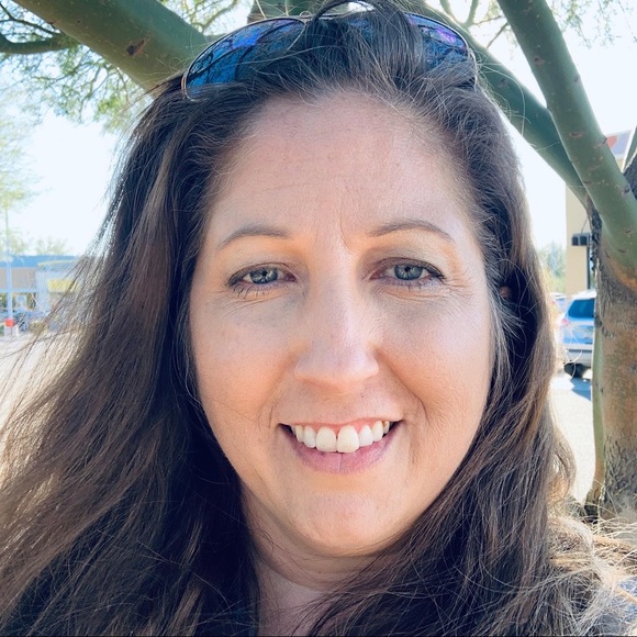 Meet your Posher, Trinidee - Picture 1 of 2